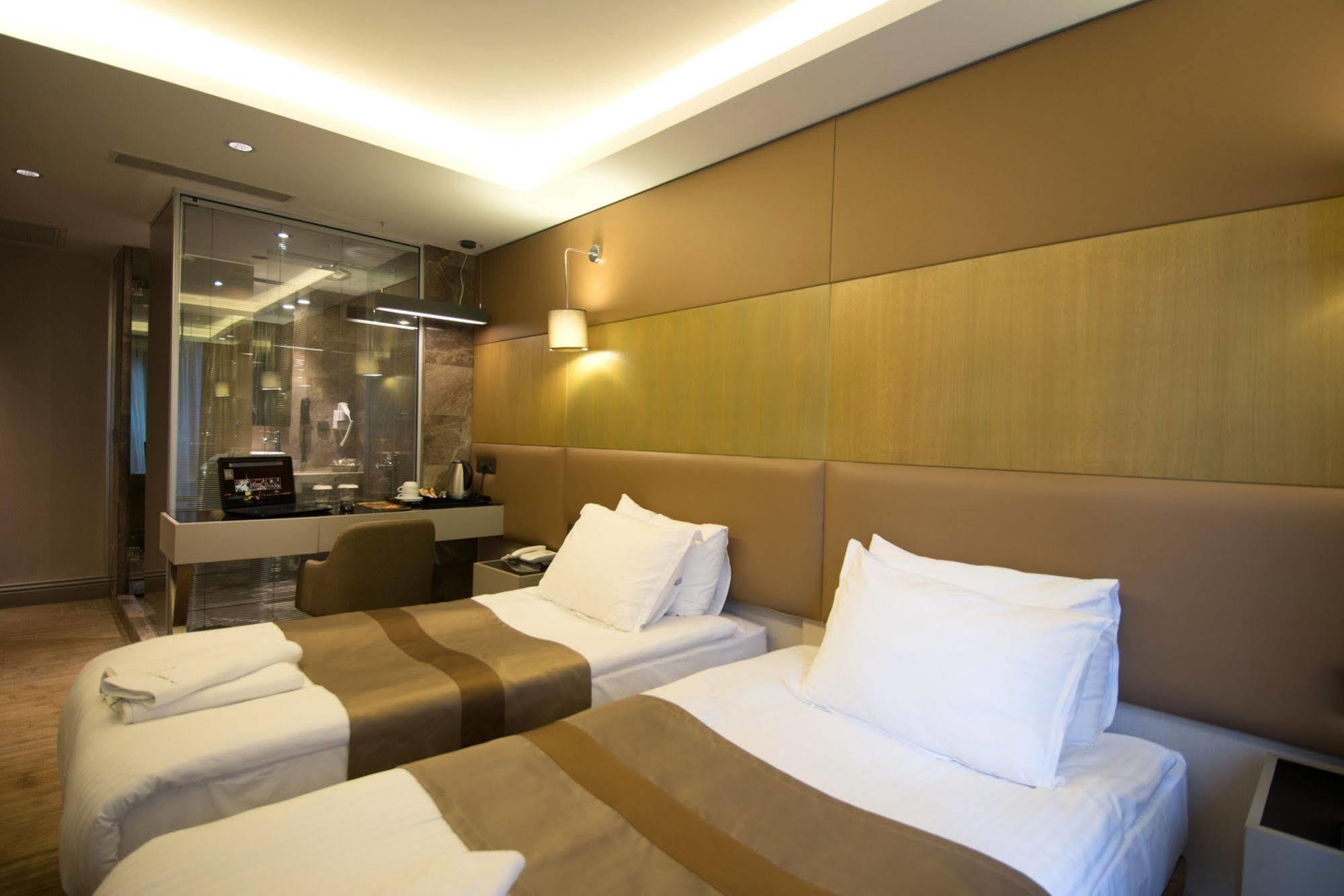 Gk Regency Suites Hotel อิสตันบูล ภายนอก รูปภาพ